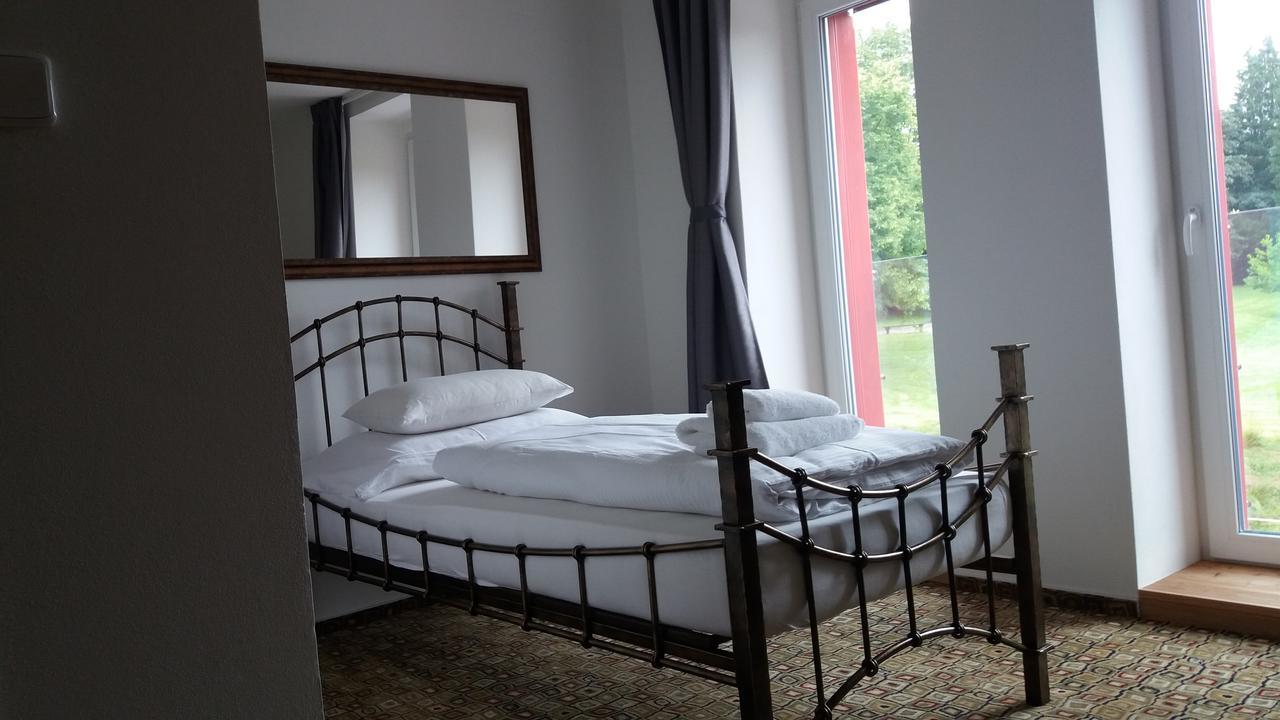 Hotel Bouczech Lipno nad Vltavou Bagian luar foto