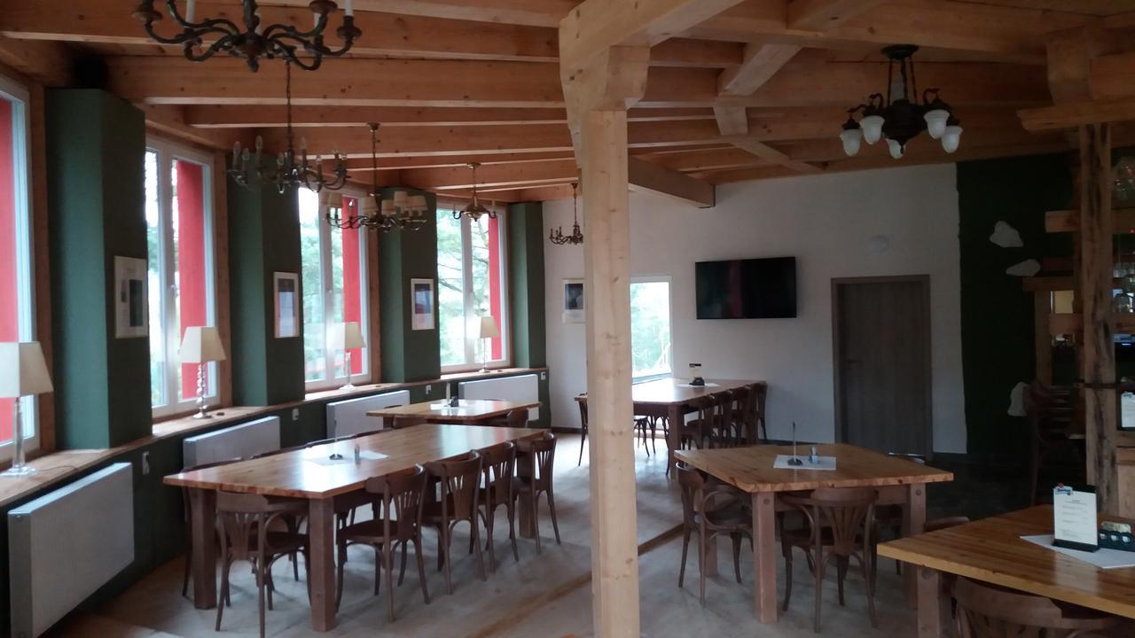 Hotel Bouczech Lipno nad Vltavou Bagian luar foto