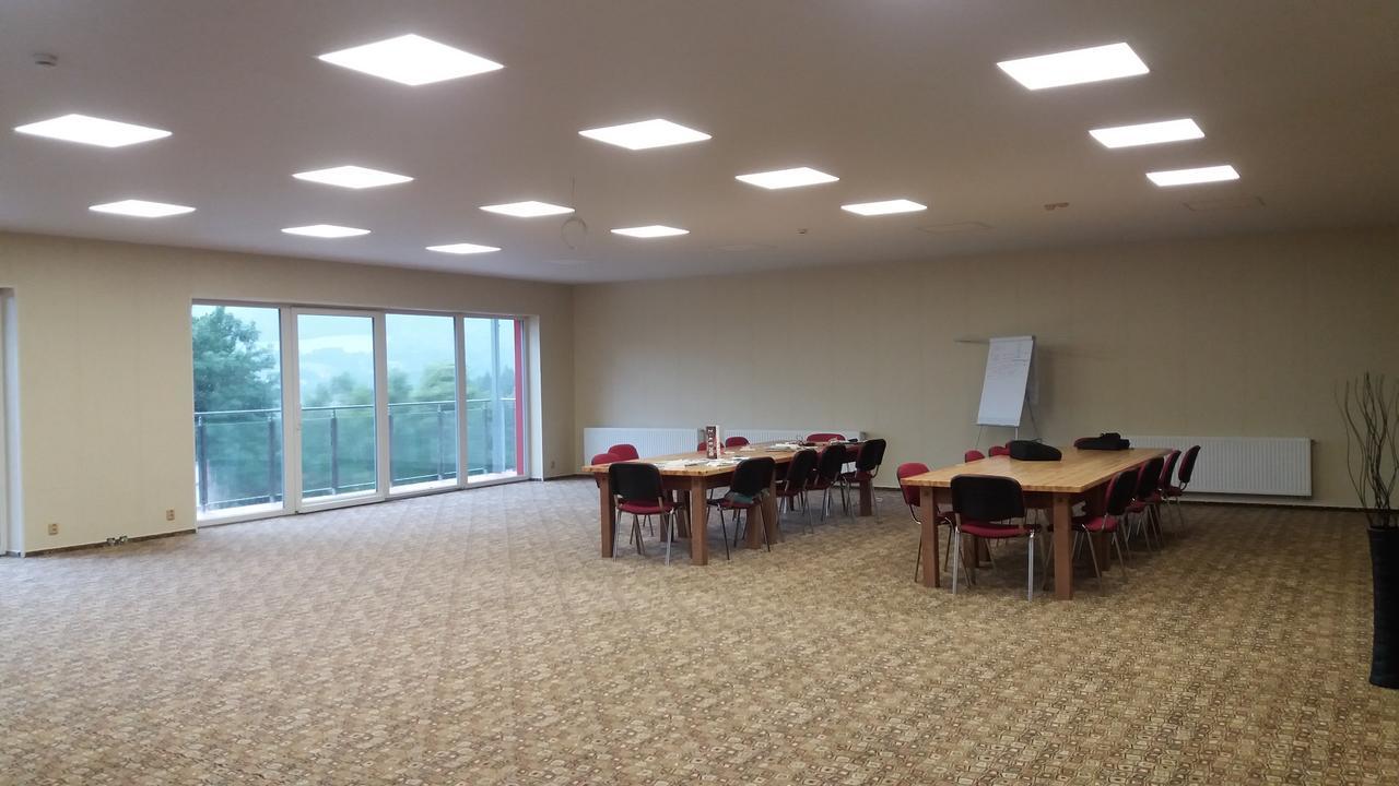 Hotel Bouczech Lipno nad Vltavou Bagian luar foto